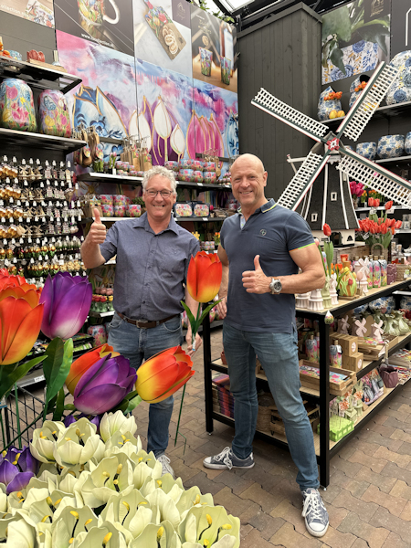 Intratuin Lisse trotse hoofdsponsor van Harddraverijvereniging Lisse